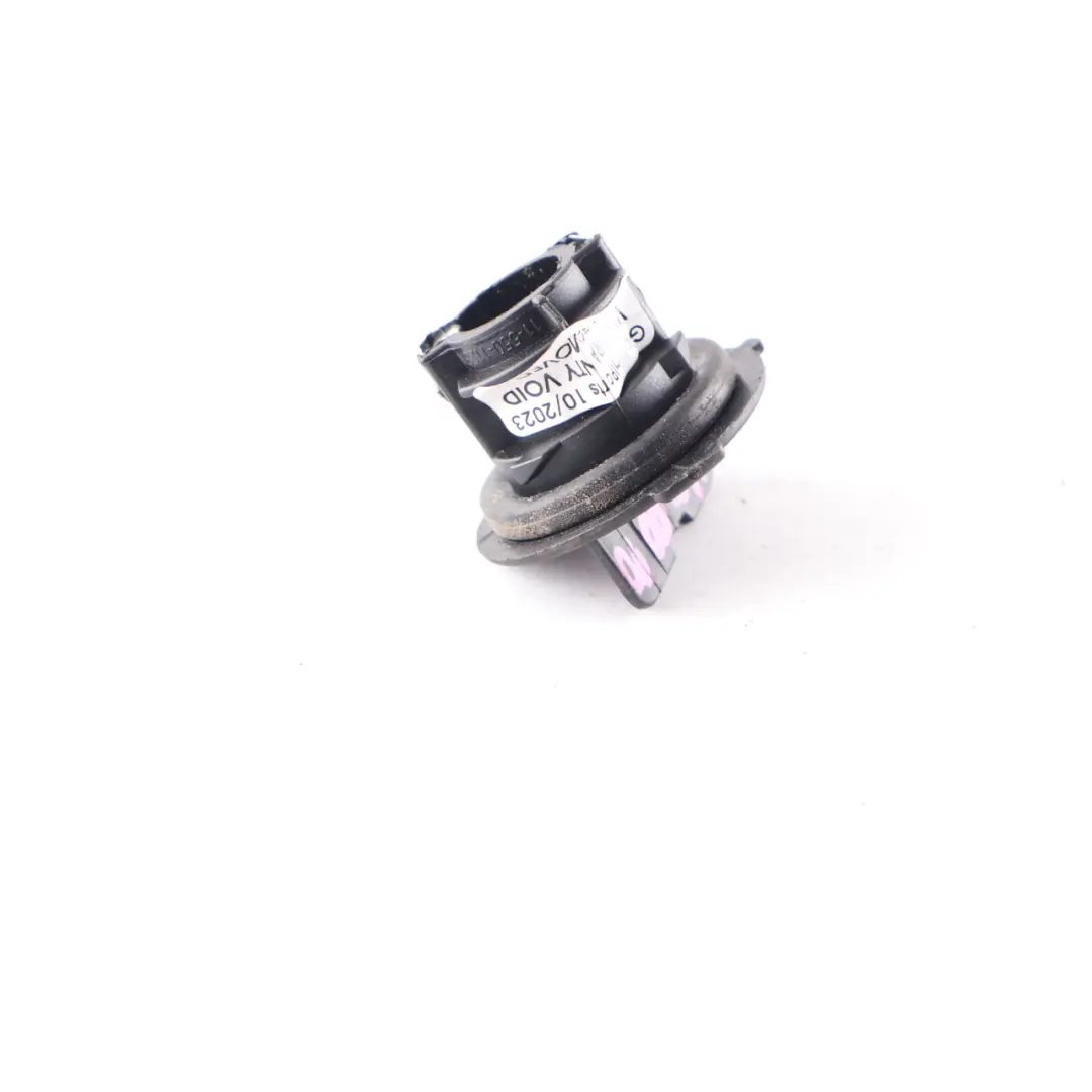  Bulb Socket Mercedes W907 W910 Front Headlight Turn Indicator Holder - SKU A9108260600 - Part number A9108260600