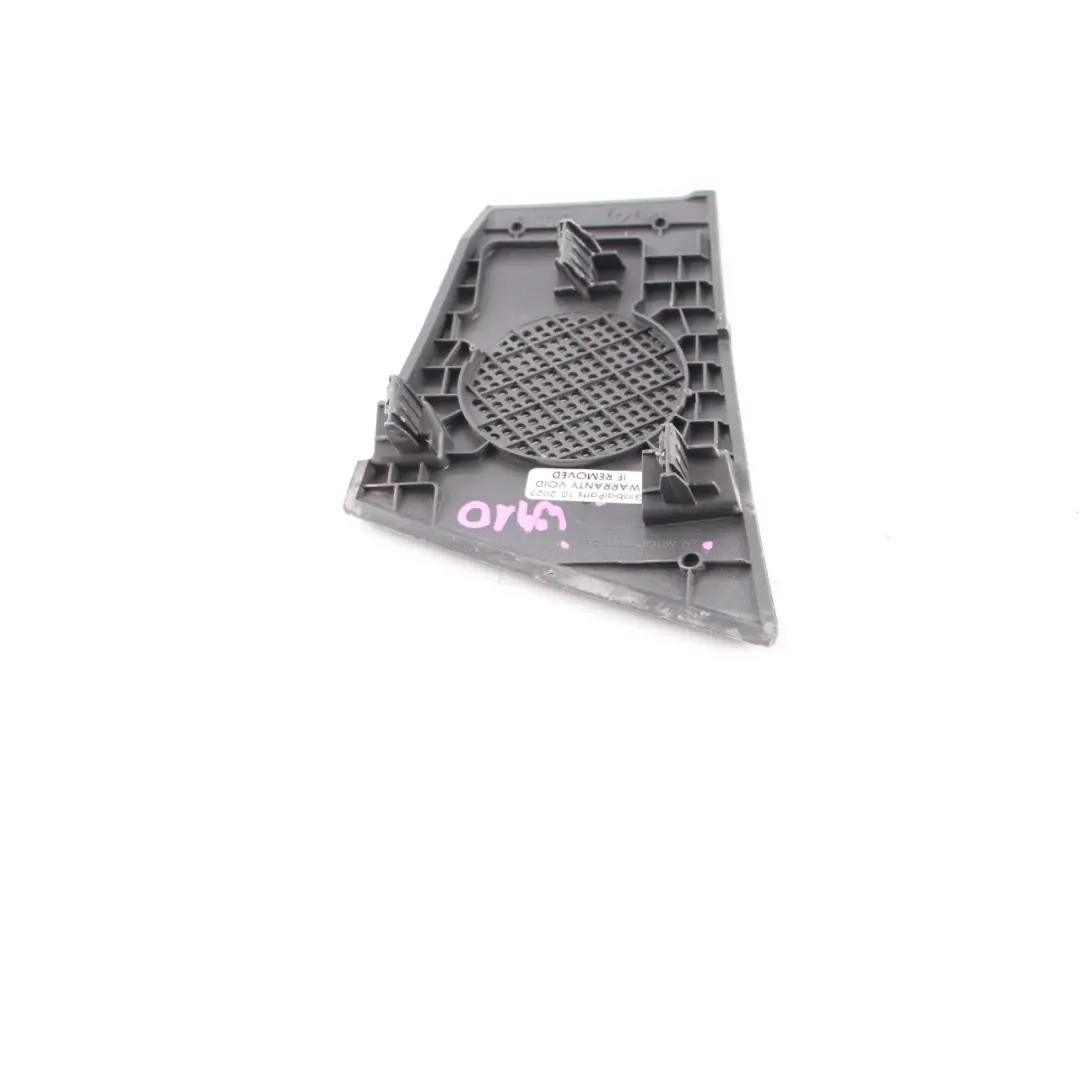 W907 W910 Cruscotto Coperchio Altoparlante Sinistro Trim per Mercedes con numero di parte A9108270300 Mercedes W907 W910 Cruscotto Coperchio Altoparlante Sinistro Trim - SKU A9108270300 - Numero di parte A9108270300