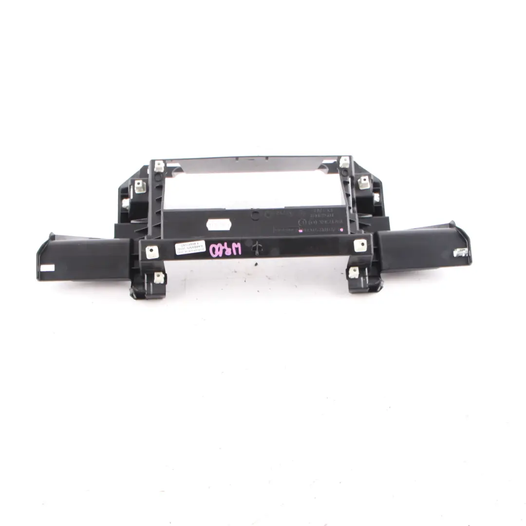 Mercedes W907 W910 Radiorahmen Armaturenbrett Verkleidung Abdeckung A9108270600 - SKU A9108271600 - Teilenummer A9108271600