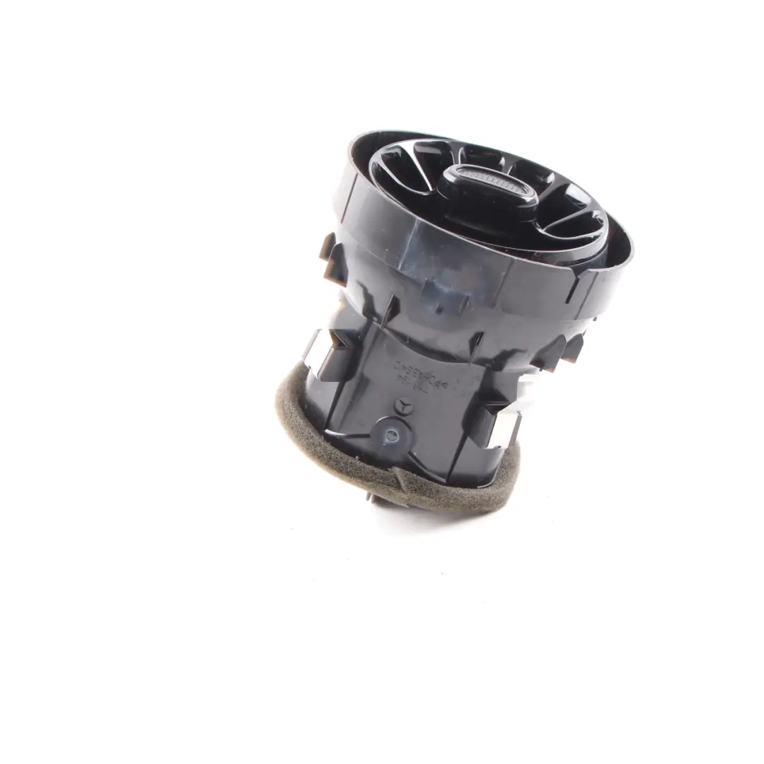Griglia di aerazione anteriore per Mercedes Sprinter W910 con numero di parte A9108303201 Mercedes Sprinter W910 Griglia di aerazione anteriore - SKU A9108303201 - Numero di parte A9108303201