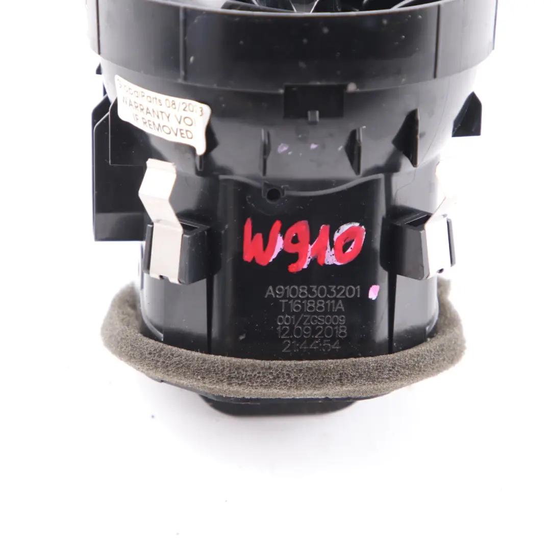 Rejilla de ventilación delantera para Mercedes Sprinter W910 con número de pieza A9108303201 Mercedes Sprinter W910 Rejilla de ventilación delantera - SKU A9108303201 - Número de pieza A9108303201