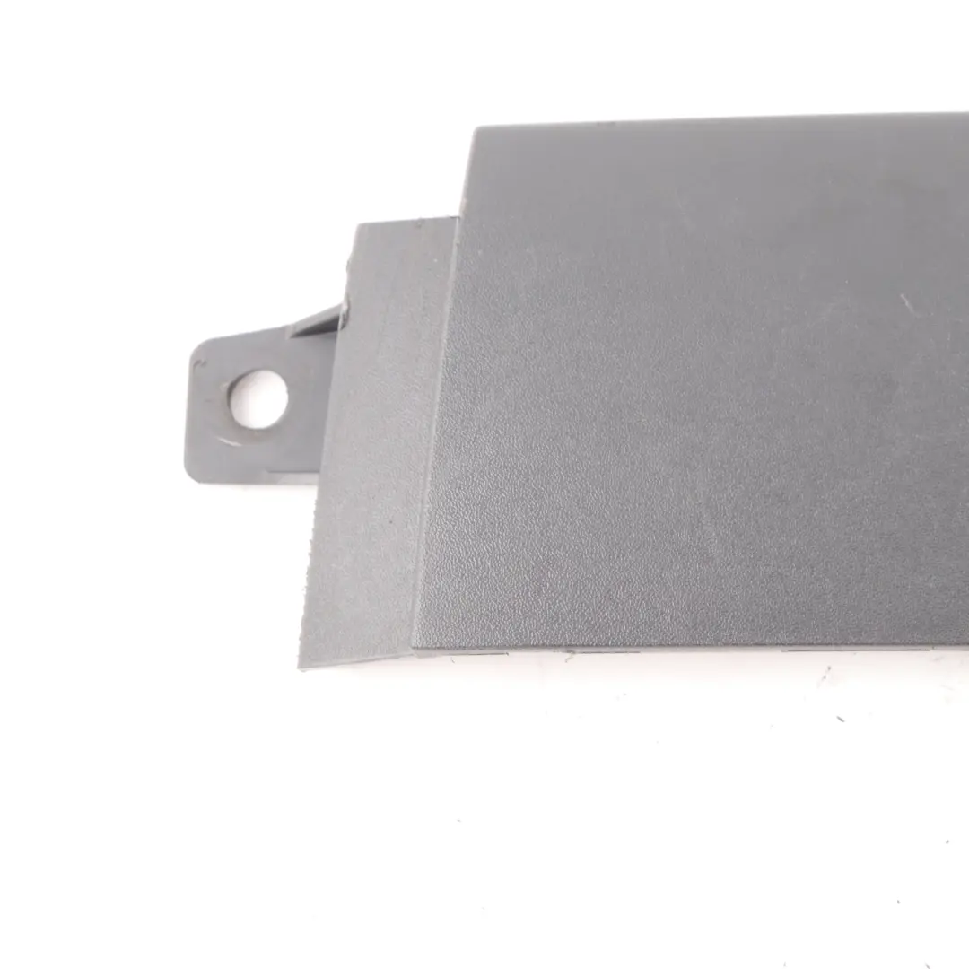 hintere Stoßstange links Ecke Trim Abdeckung für Mercedes Sprinter W910 mit Teilenummer A9108803700 Mercedes Sprinter W910 hintere Stoßstange links Ecke Trim Abdeckung - SKU A9108803700 - Teilenummer A9108803700