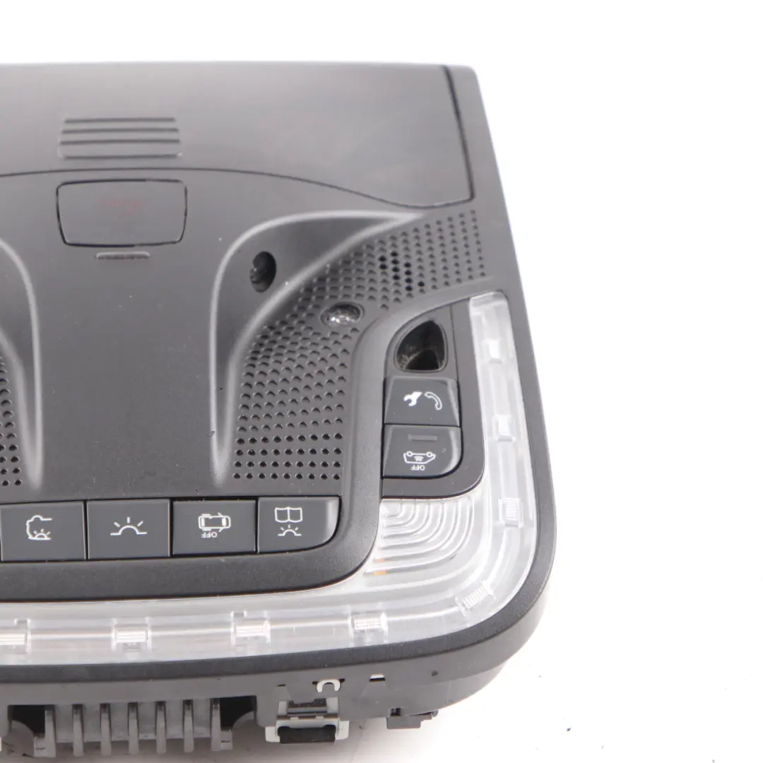 Lampka Podsufitki Szara Przód do Mercedes CLS C219 o numerze A9109006100 Mercedes CLS C219 Lampka Podsufitki Szara Przód - SKU A9109006100 - Numer Części A9109006100