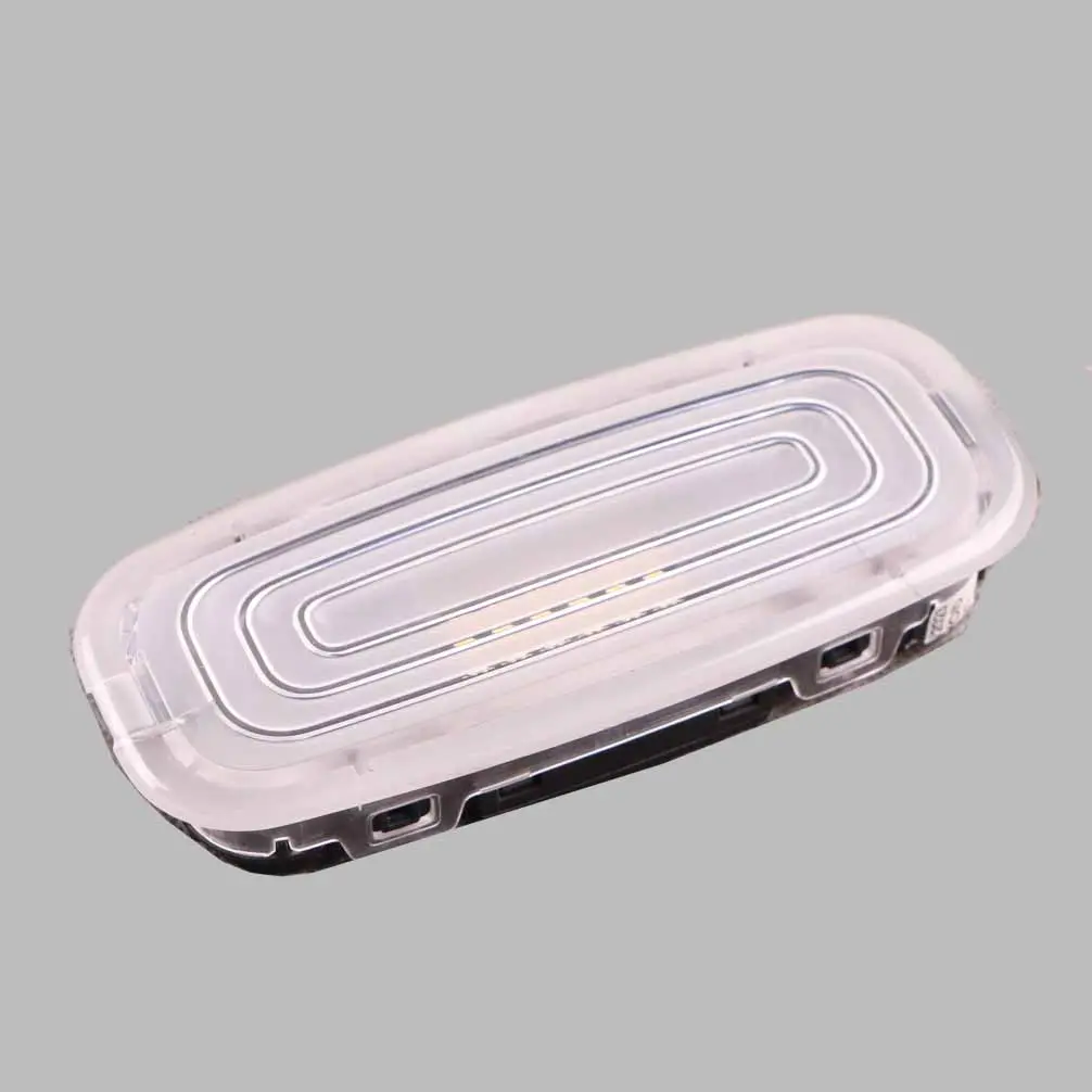 Piloto trasero Mercedes Sprinter W907 W910 Luz interior LED para con número de pieza A9109061700 Piloto trasero Mercedes Sprinter W907 W910 Luz interior LED - SKU A9109061700 - Número de pieza A9109061700