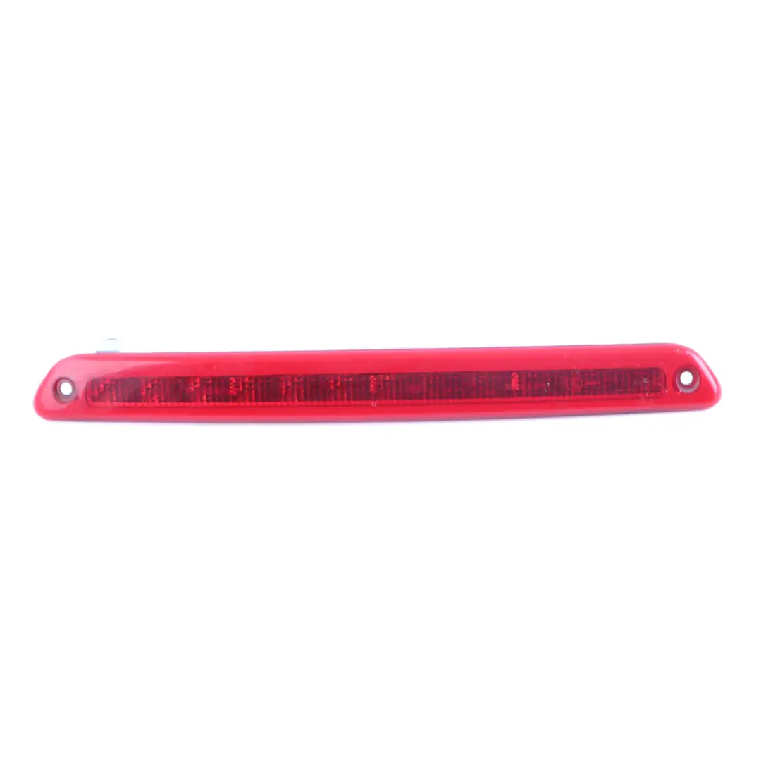Pannello luminoso supplementare del faro del freno per Mercedes W906 con numero di parte A9109066300 Mercedes W906 Pannello luminoso supplementare del faro del freno - SKU A9109066300 - Numero di parte A9109066300