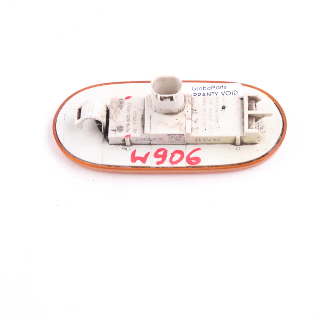 Side Marker Light Lamp Reflector Light A9068201456 to Mercedes W906 with Part number A9109067700 Mercedes W906 Side Marker Light Lamp Reflector Light A9068201456 - SKU A9109067700 - Part number A9109067700