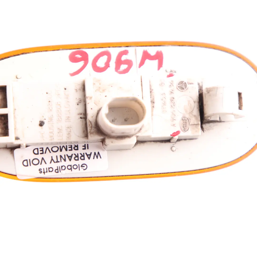 Feu De Gabarit Latéral Réflecteur A9068201456 pour Mercedes W906 à propos du numéro de pièce A9109067700 Mercedes W906 Feu De Gabarit Latéral Réflecteur A9068201456 - SKU A9109067700 - Numéro de pièce A9109067700