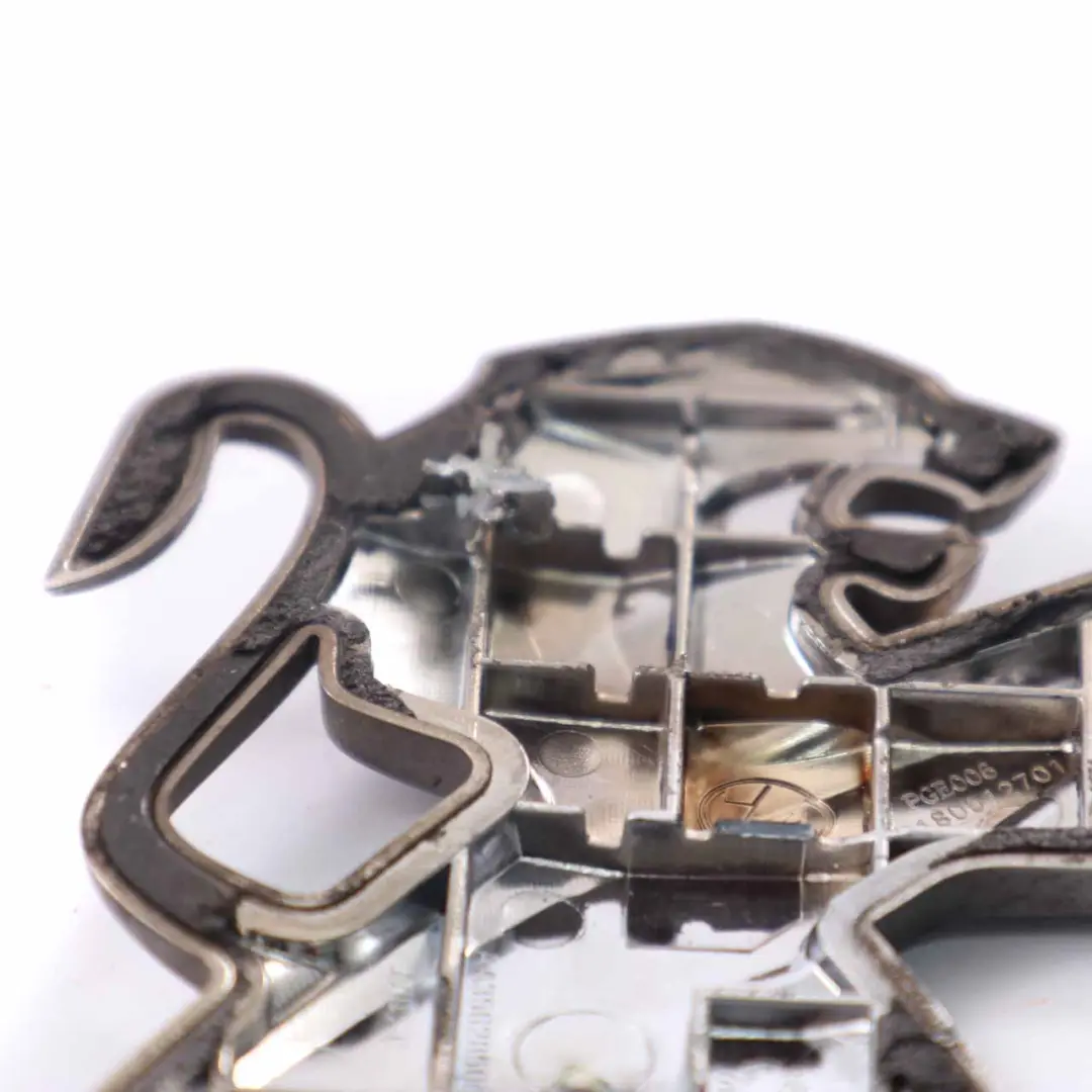 Emblema Logo Paraurti anteriore Cromato per Peugeot Partner K9 con numero di parte AA35628500 Peugeot Partner K9 Emblema Logo Paraurti anteriore Cromato - SKU AA35628500 - Numero di parte AA35628500