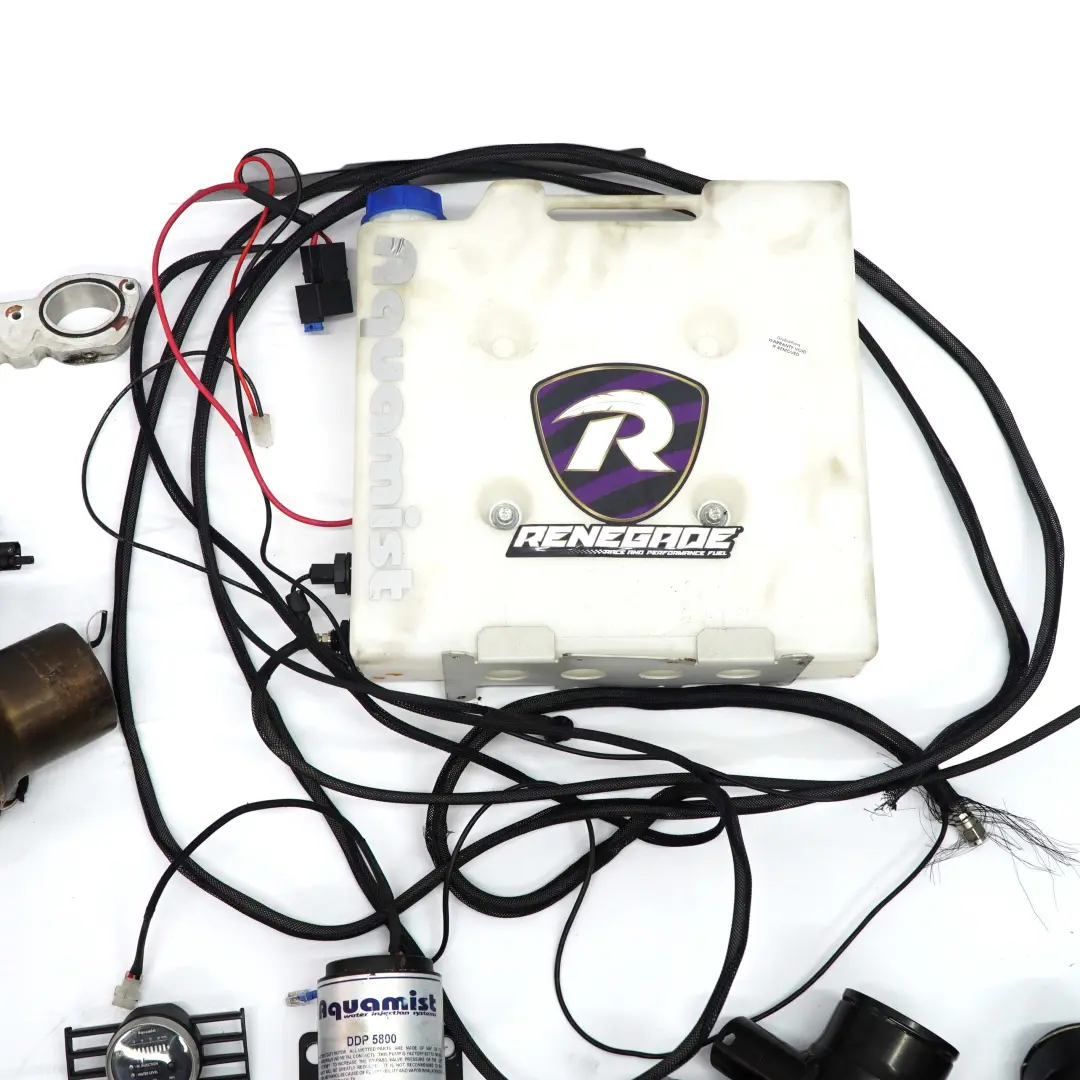 BMW F20 F21 LCI M140i B58 Aquamist Water Methanol Injection Kit Tank Downpipe - SKU Aquamist Methanol Kit M140i - Numéro de pièce DDP5800