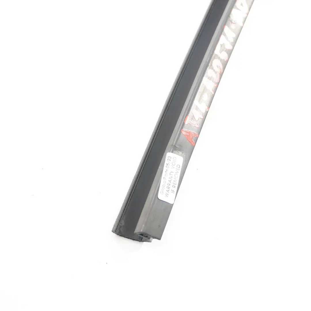 Guarnizione finestrino Ford Transit Connect anteriore sinistra per con numero di parte AT14-A20571-AD Guarnizione finestrino Ford Transit Connect anteriore sinistra - SKU AT14-A20571-AD - Numero di parte AT14-A20571-AD