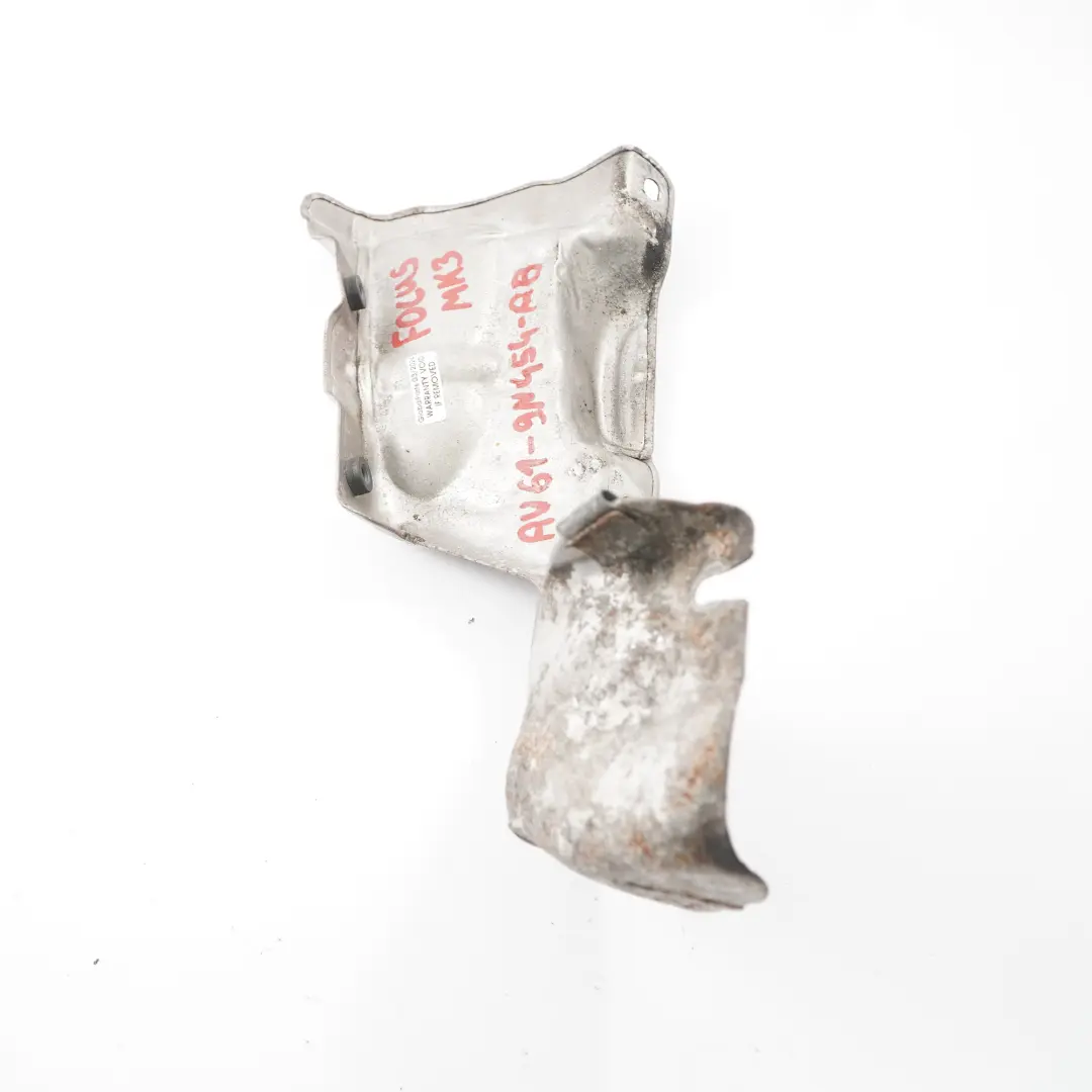 Mk3 1.6 TDCi Osłona Termiczna Rury Wydechowej do Ford Focus o numerze AV61-9N454-AB Ford Focus Mk3 1.6 TDCi Osłona Termiczna Rury Wydechowej - SKU AV61-9N454-AB - Numer Części AV61-9N454-AB