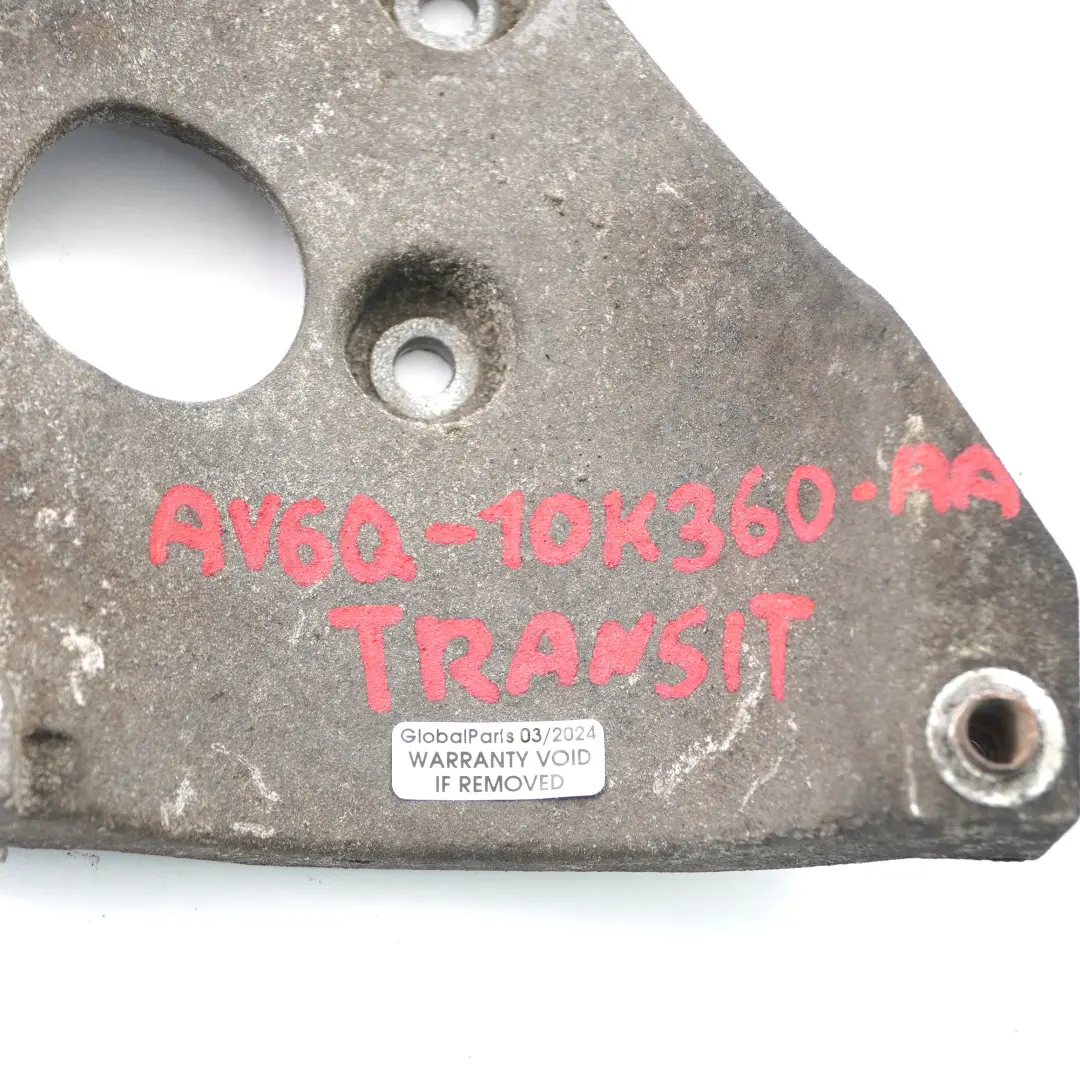 Wspornik Sprężarki Klimatyzacji do Ford Transit Connect o numerze AV6Q-10K360-AA Ford Transit Connect Wspornik Sprężarki Klimatyzacji - SKU AV6Q-10K360-AA - Numer Części AV6Q-10K360-AA