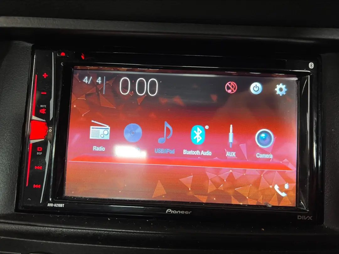  Original Pioneer CD DVD Bluetooth USB Aux iPhone Autoradio - SKU AVH-A210BT - Numéro de pièce AVH-A210BT