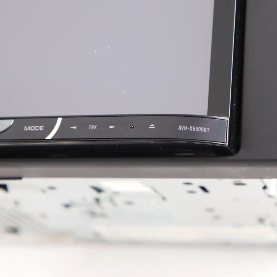  Genuine Pioneer CD DVD AUX iPhone Bluetooth Stereo Audio Player - SKU AVH-X5500BT - Part number AVH-X5500BT
