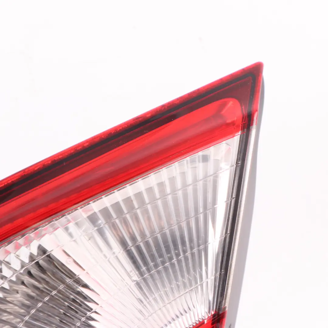 Quashqai J10 MK1 Rear Lamp Right O/S Tail Light Trunk Lid to Nissan with Part number B26550BR01A Nissan Quashqai J10 MK1 Rear Lamp Right O/S Tail Light Trunk Lid - SKU B26550BR01A - Part number B26550BR01A