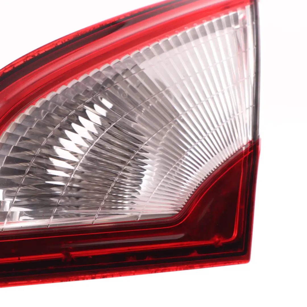Quashqai J10 MK1 Rear Lamp Right O/S Tail Light Trunk Lid to Nissan with Part number B26550BR01A Nissan Quashqai J10 MK1 Rear Lamp Right O/S Tail Light Trunk Lid - SKU B26550BR01A - Part number B26550BR01A