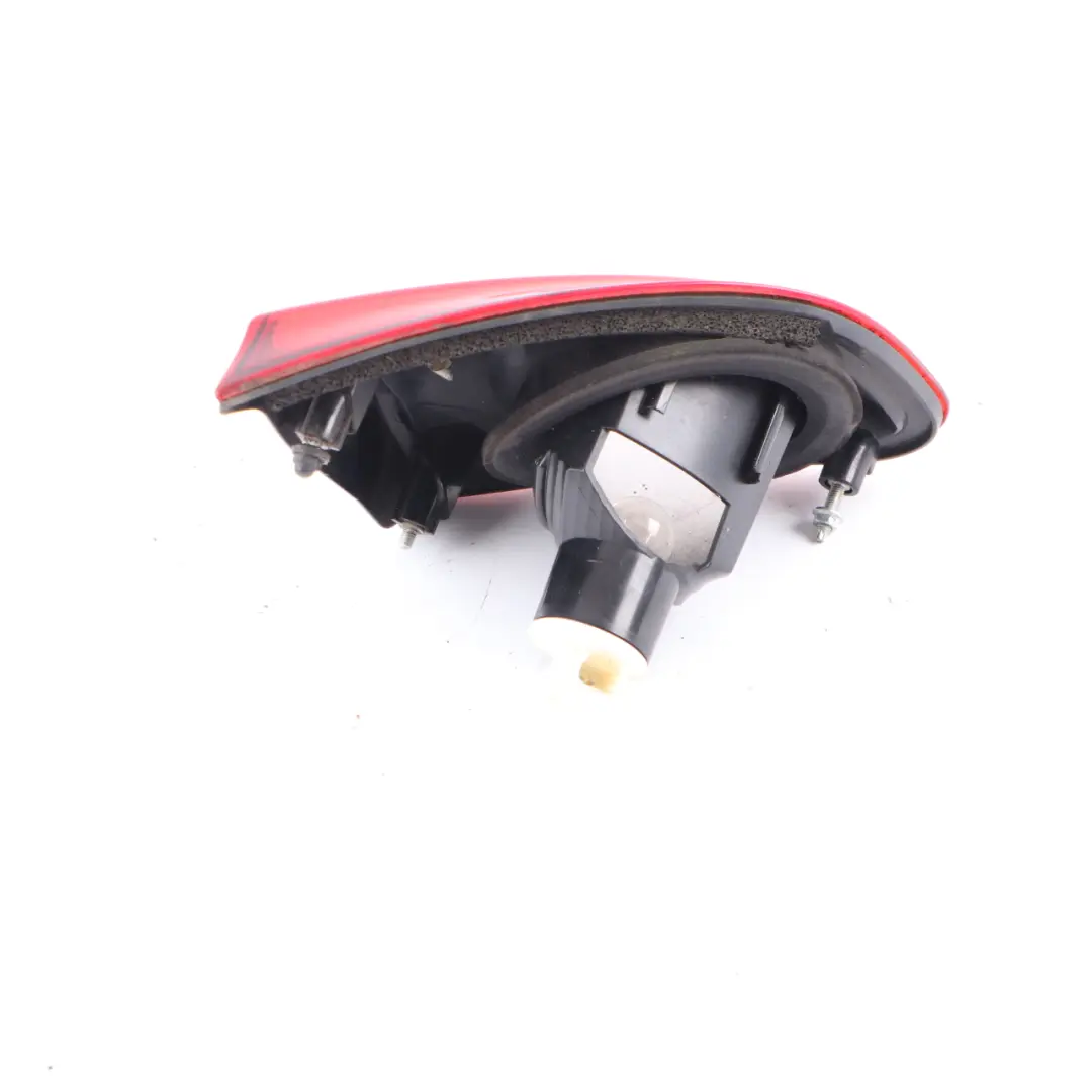 Quashqai J10 MK1 Rear Lamp Right O/S Tail Light Trunk Lid to Nissan with Part number B26550BR01A Nissan Quashqai J10 MK1 Rear Lamp Right O/S Tail Light Trunk Lid - SKU B26550BR01A - Part number B26550BR01A