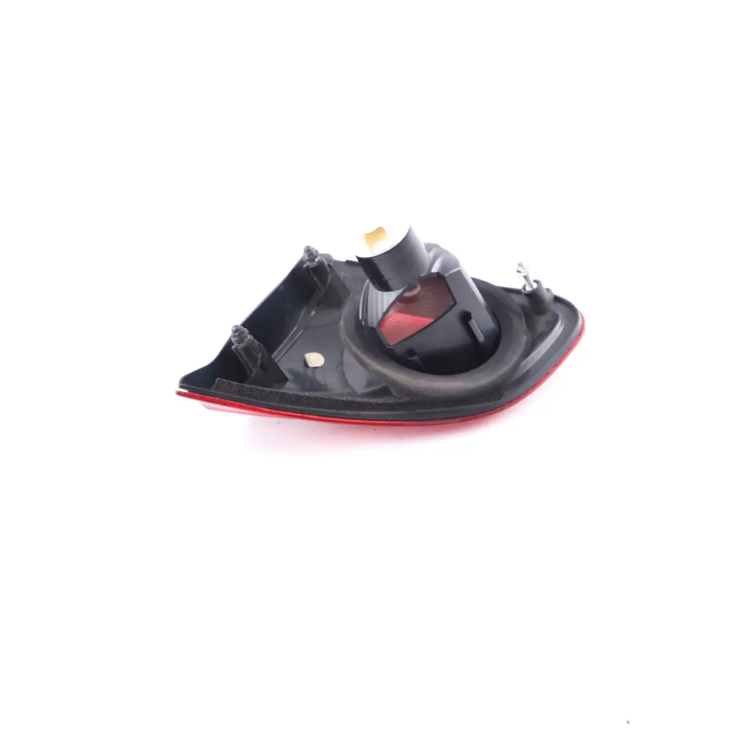 Quashqai J10 MK1 Rear Lamp Left N/S Inner Tail Light Trunk to Nissan with Part number B26555BR01A Nissan Quashqai J10 MK1 Rear Lamp Left N/S Inner Tail Light Trunk - SKU B26555BR01A - Part number B26555BR01A