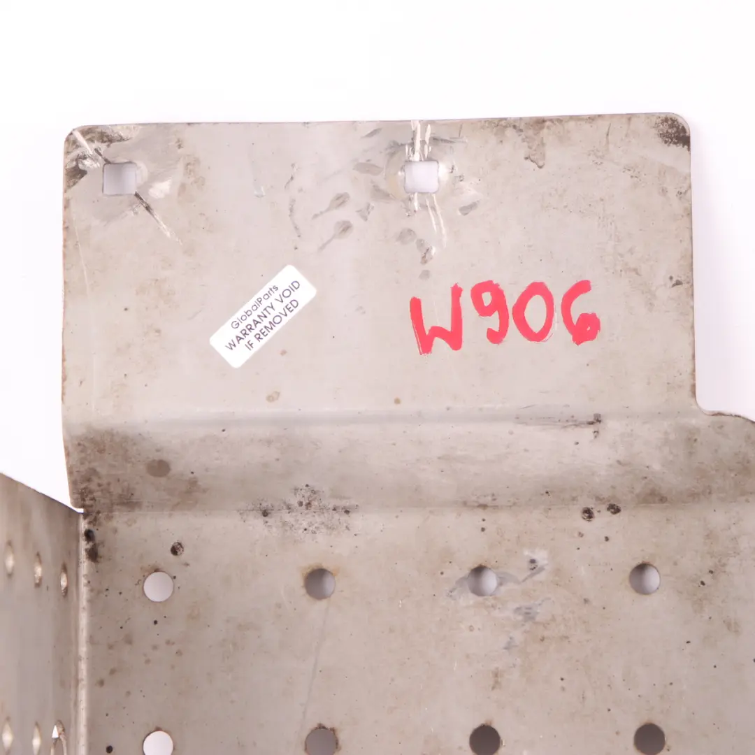 Catalytic Converter Theft Protection Panel Mount Catloc to Mercedes Sprinter W906 with Part number B3D08 Mercedes Sprinter W906 Catalytic Converter Theft Protection Panel Mount Catloc - SKU B3D08 - Part number B3D08