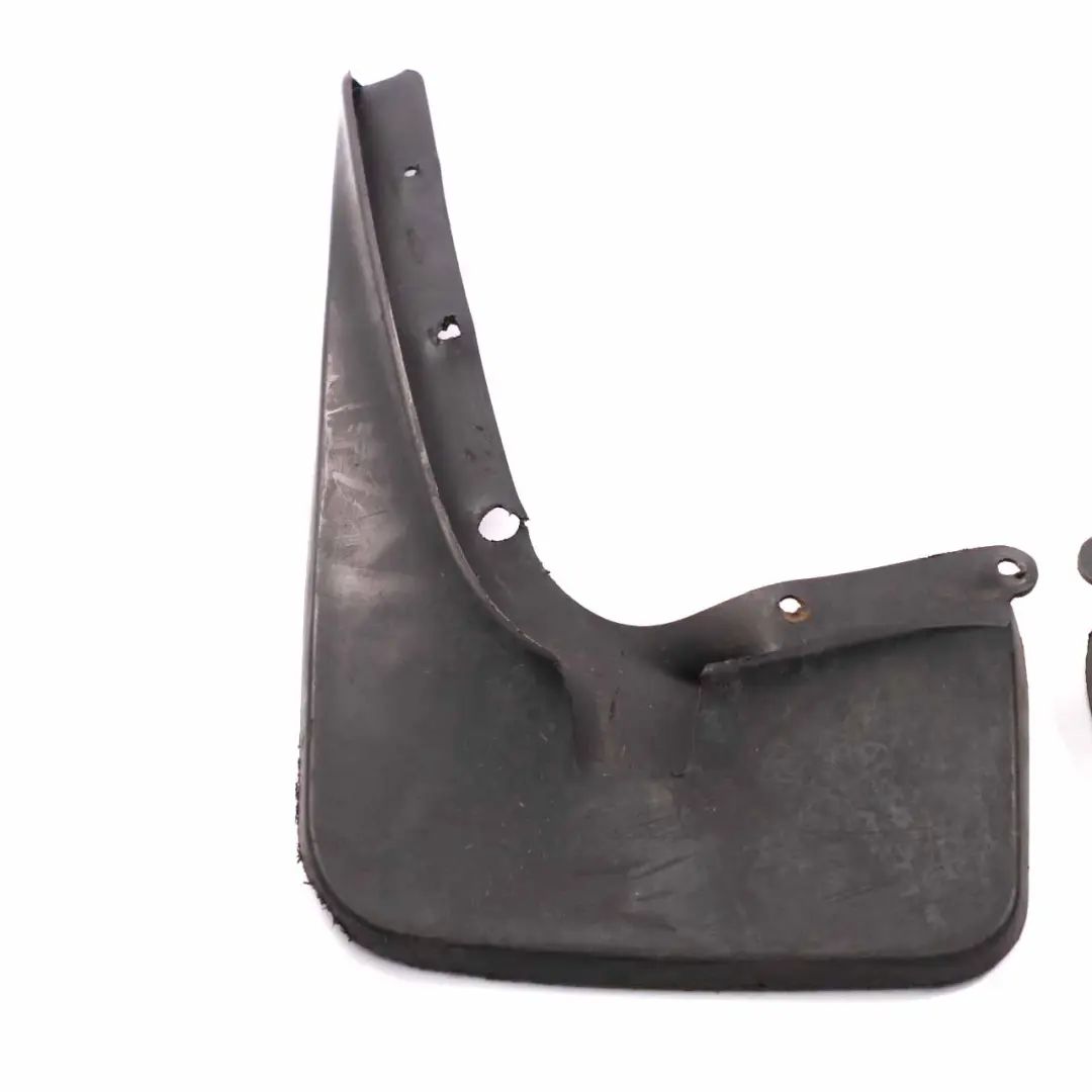 Schmutzfänger vorne links rechts Spritzschutz Set für Mercedes Vito W639 mit Teilenummer B66580000 Mercedes Vito W639 Schmutzfänger vorne links rechts Spritzschutz Set - SKU B66580000 - Teilenummer B66580000