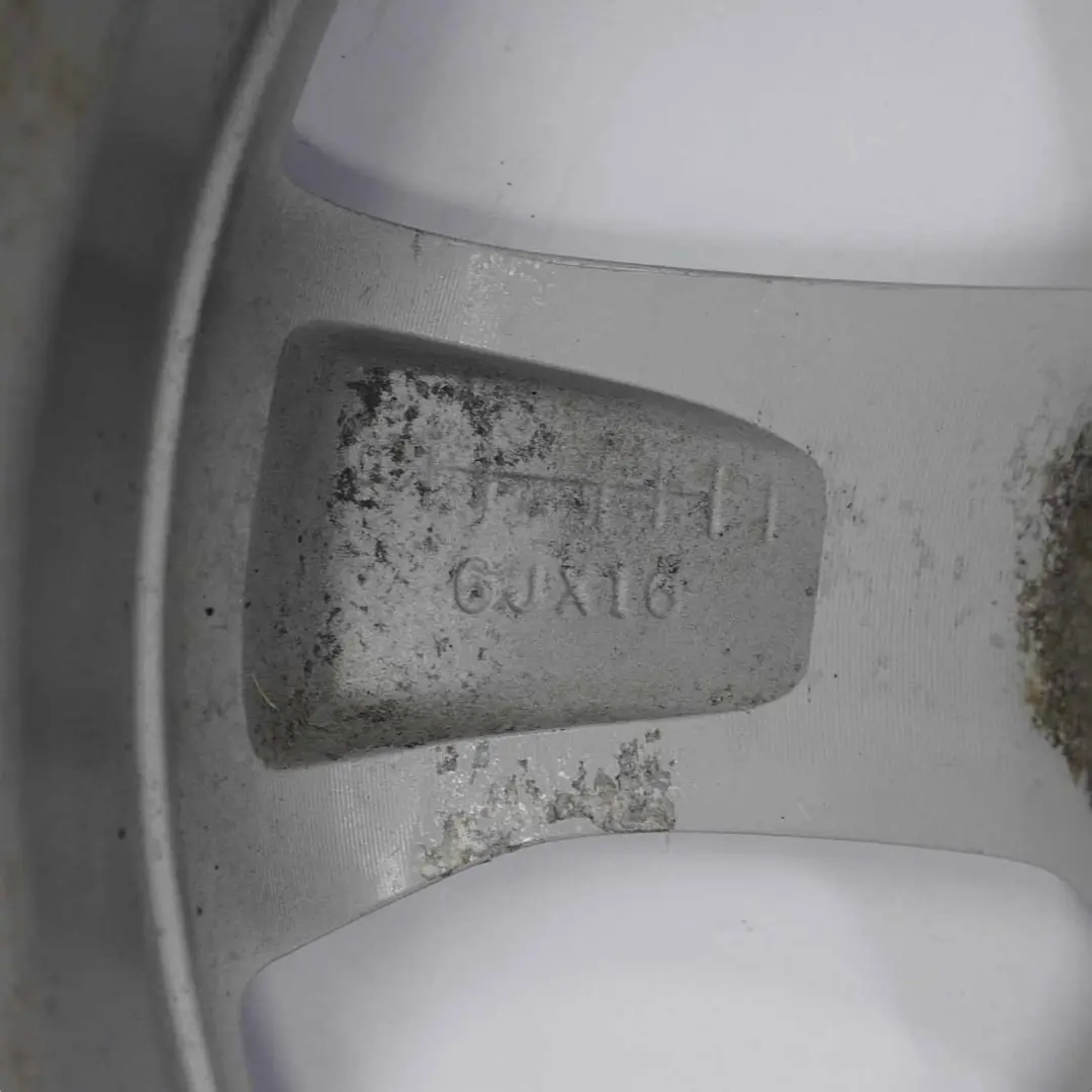 Cerchio in lega Nissan Note 16" 6J ET:45 per con numero di parte BH00CLX09 Cerchio in lega Nissan Note 16" 6J ET:45 - SKU BH00CLX09-1 - Numero di parte BH00CLX09