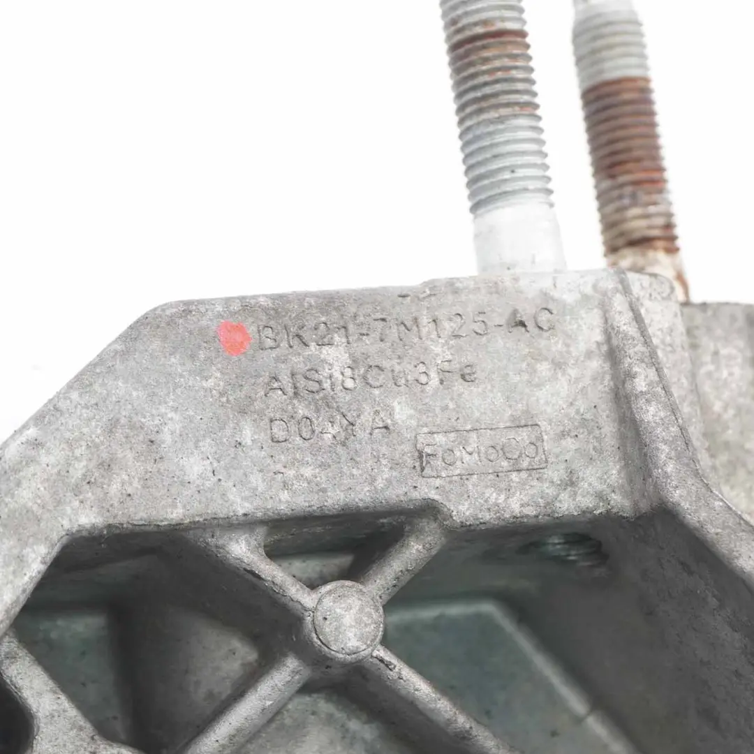 MK8 2.2 TDCI Soporte de la caja de cambios para Ford Transit Custom con número de pieza BK217M125AC Ford Transit Custom MK8 2.2 TDCI Soporte de la caja de cambios - SKU BK217M125AC - Número de pieza BK217M125AC