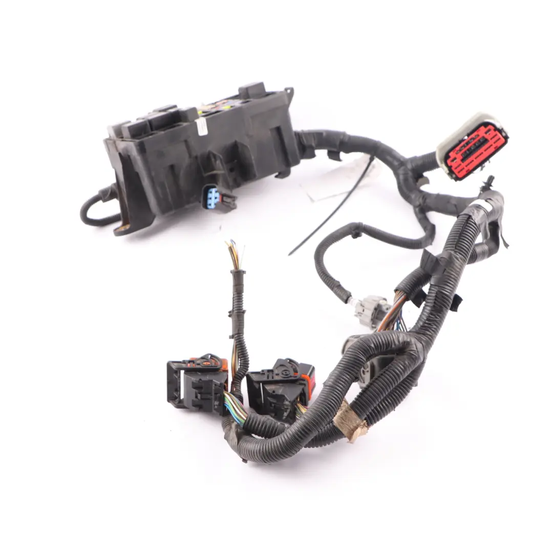 MK8 Under Bonnet Fusebox Module to Ford Transit with Part number BK3T9K499FBC Ford Transit MK8 Under Bonnet Fusebox Module - SKU BK3T9K499FBC - Part number BK3T9K499FBC