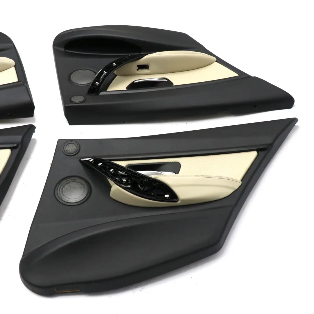 Puerta Trasera Delantera Tarjetas Forro Panel Cuero Individual Beige Set para BMW F30 con número de pieza 7279200 BMW F30 Puerta Trasera Delantera Tarjetas Forro Panel Cuero Individual Beige Set - SKU BMW F30 Door Cards Set - Número de pieza 7279200