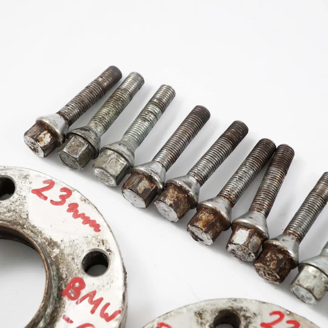 Spurverbreiterung Distanzscheiben Set 5x120 72.56mm 23mm + Schrauben für BMW mit Teilenummer BMW Spacer Set 5x120 BMW Spurverbreiterung Distanzscheiben Set 5x120 72.56mm 23mm + Schrauben - SKU BMW Spacer Set 5x120-6 - Teilenummer BMW Spacer Set 5x120
