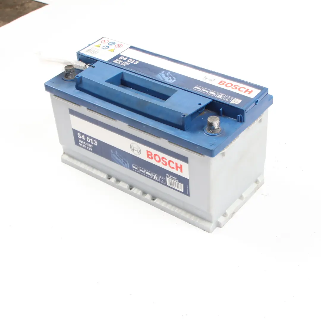 Bosch S4 013 Accumulator Battery 95Ah 800A 12V to with Part number Bosch S4 013 95Ah Accumulator Bosch S4 013 Accumulator Battery 95Ah 800A 12V - SKU Bosch S4 013 95Ah Accumulator-1 - Part number Bosch S4 013 95Ah Accumulator