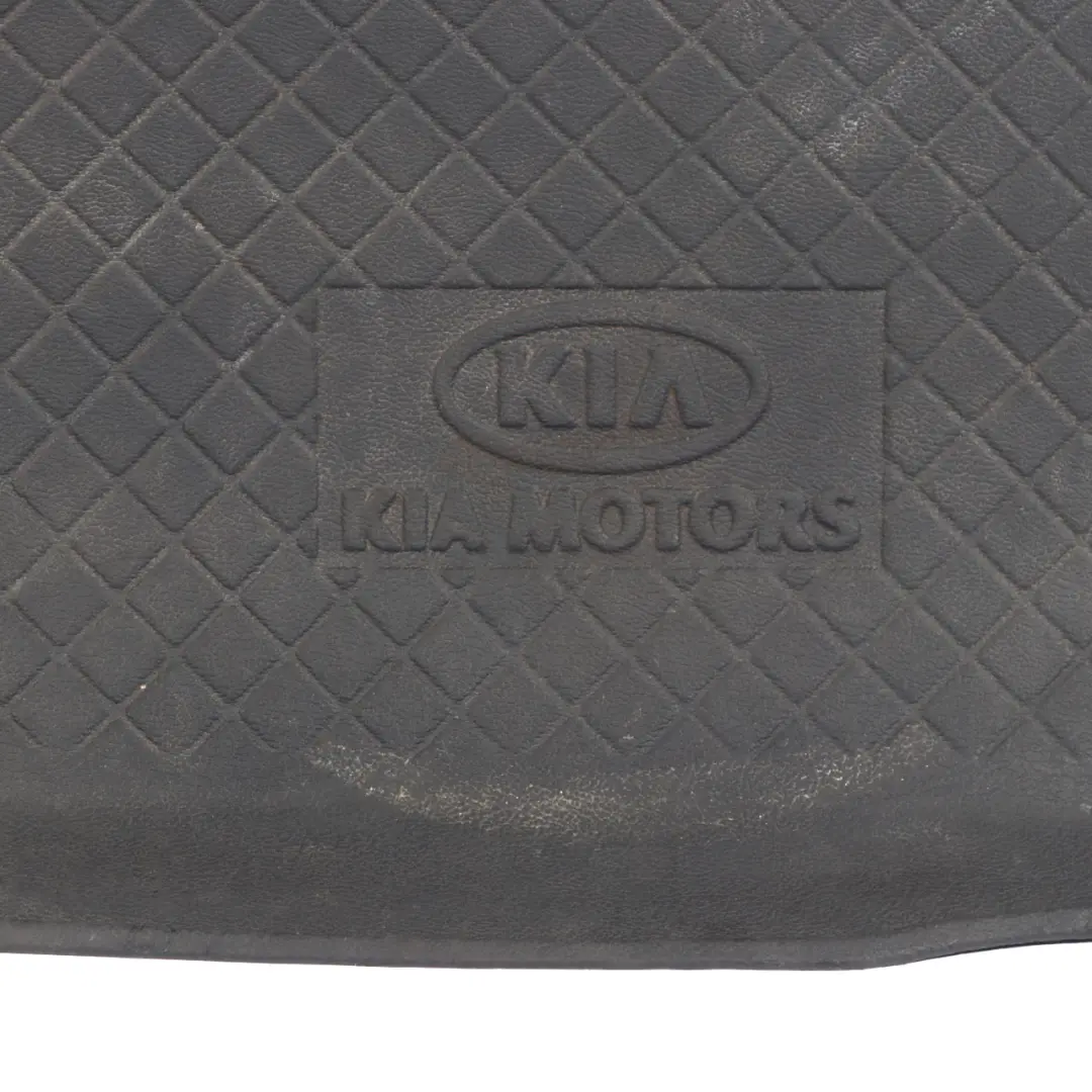 Boot Trunk Floor Luggage Compartment Rubber Mat Covering to Kia Sorento with Part number BTL3956 Kia Sorento Boot Trunk Floor Luggage Compartment Rubber Mat Covering - SKU BTL3956 - Part number BTL3956