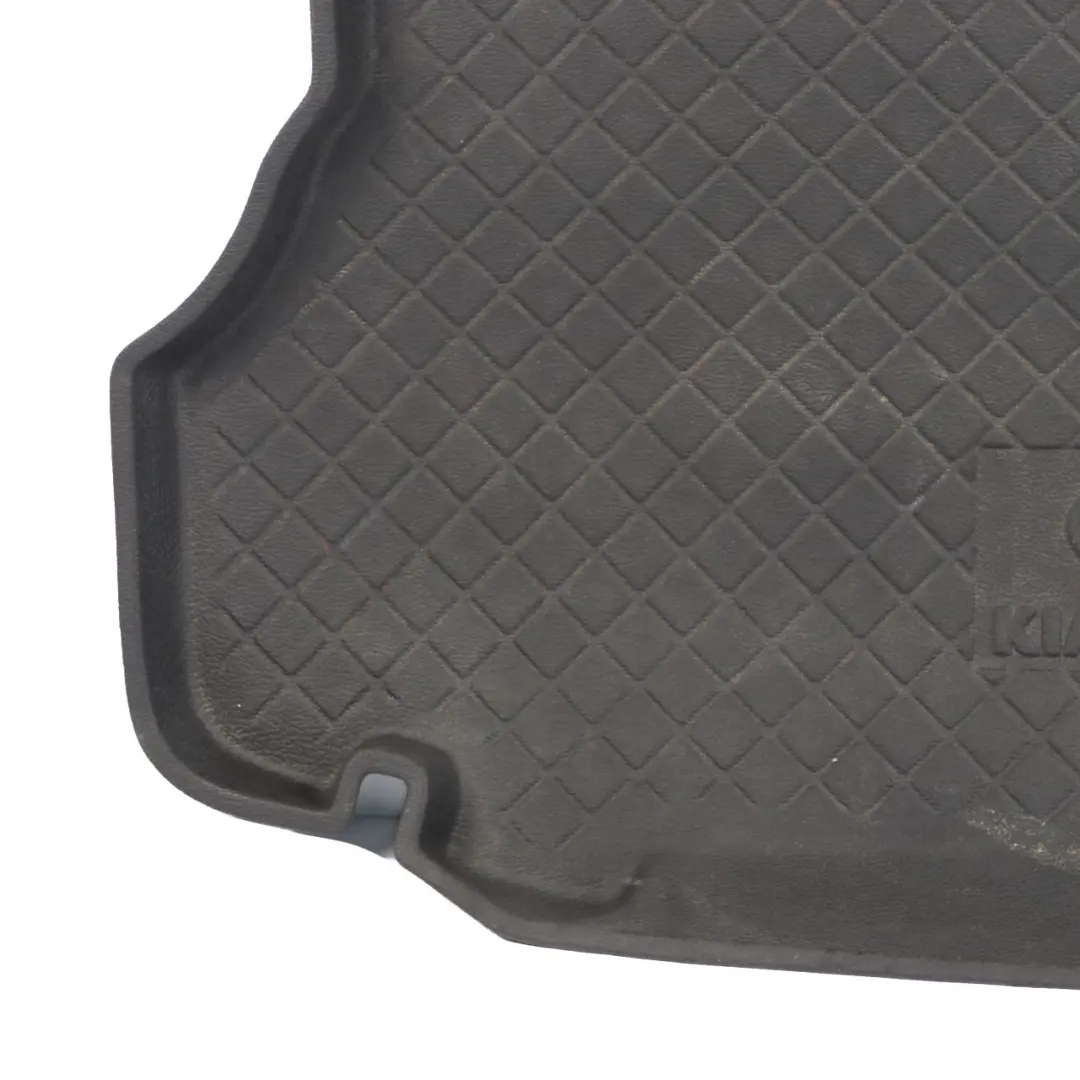 Boot Trunk Floor Luggage Compartment Rubber Mat Covering to Kia Sorento with Part number BTL3956 Kia Sorento Boot Trunk Floor Luggage Compartment Rubber Mat Covering - SKU BTL3956 - Part number BTL3956