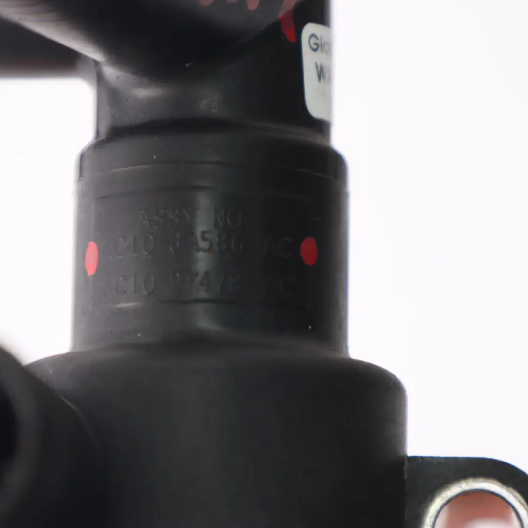 Carcasa del termostato Diesel para Ford Transit Mk7 2.2 TDCi con número de pieza C1Q-8A586-AC Ford Transit Mk7 2.2 TDCi Carcasa del termostato Diesel - SKU C1Q8A586AC - Número de pieza C1Q-8A586-AC