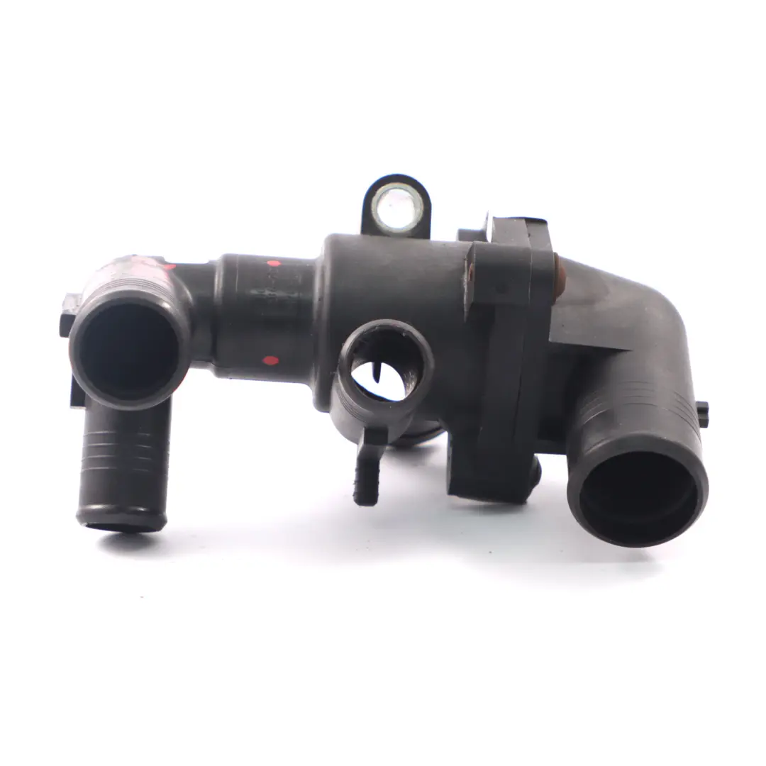 Alloggiamento termostato Diesel per Ford Transit Mk7 2.2 TDCi con numero di parte C1Q-8A586-AC Ford Transit Mk7 2.2 TDCi Alloggiamento termostato Diesel - SKU C1Q8A586AC - Numero di parte C1Q-8A586-AC