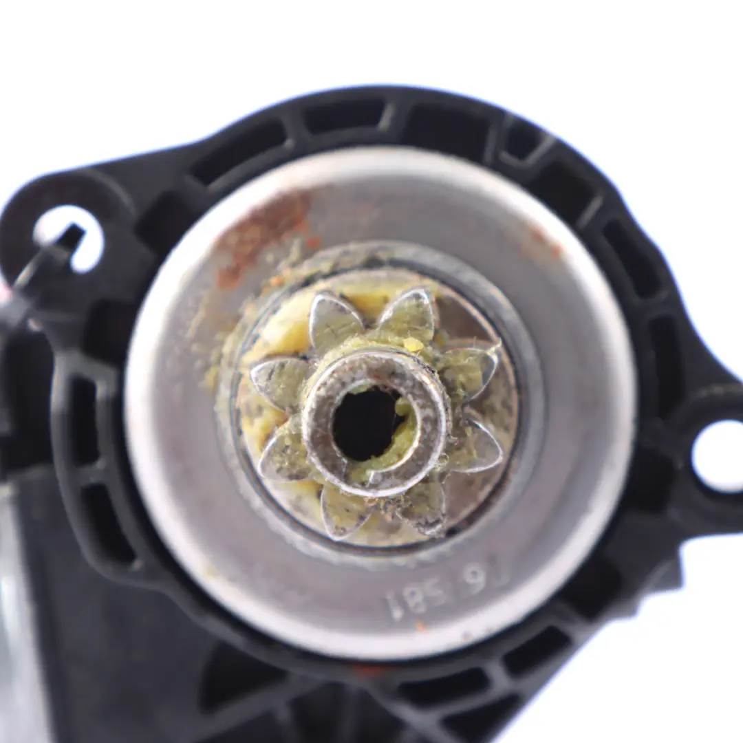 Mercedes W205 Regolazione del sedile anteriore Attuatore motore - SKU c37011-101 - Numero di parte c37011-101
