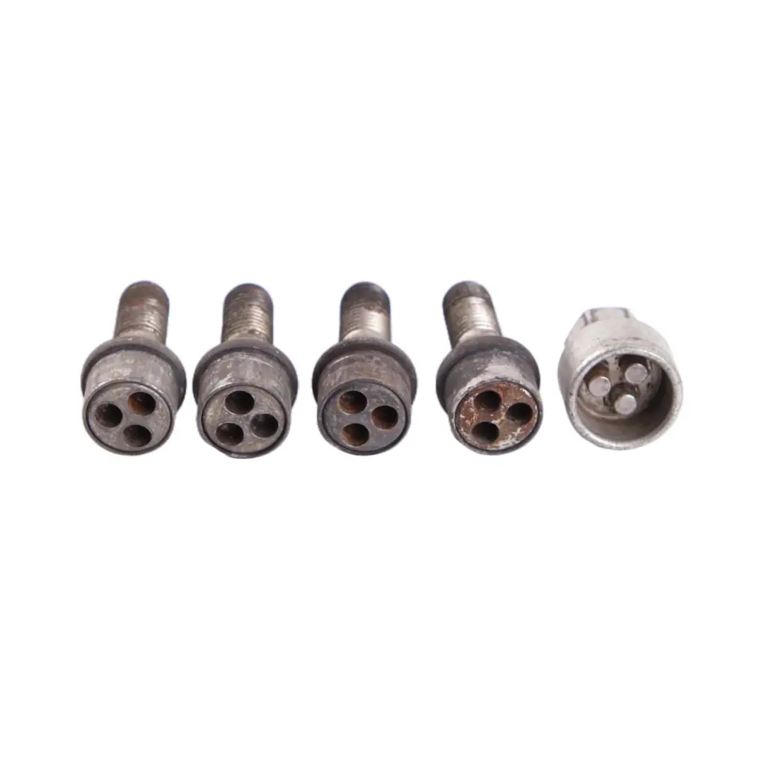 Śruby zabezpieczające do kół M12x1.5x28 do BMW E87 o numerze Carflow Trilock BMW E87 Śruby zabezpieczające do kół M12x1.5x28 - SKU Carflow Trilock - Numer Części Carflow Trilock