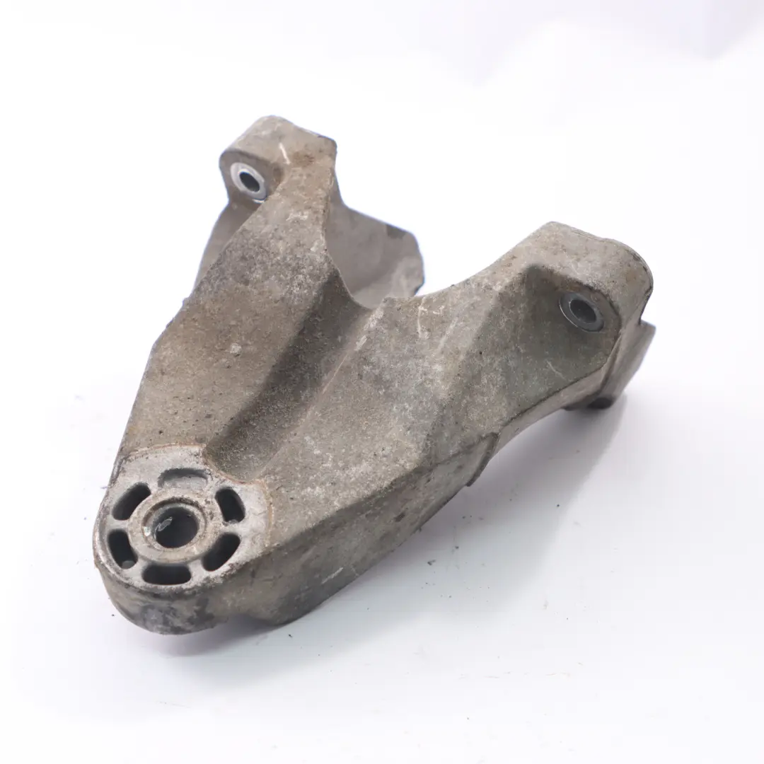 Mount Ford Transit Mk7 2.2 TDCi Bracket Support Right to Engine with Part number CC11-6037-AA Engine Mount Ford Transit Mk7 2.2 TDCi Bracket Support Right - SKU CC11-6037-AA - Part number CC11-6037-AA