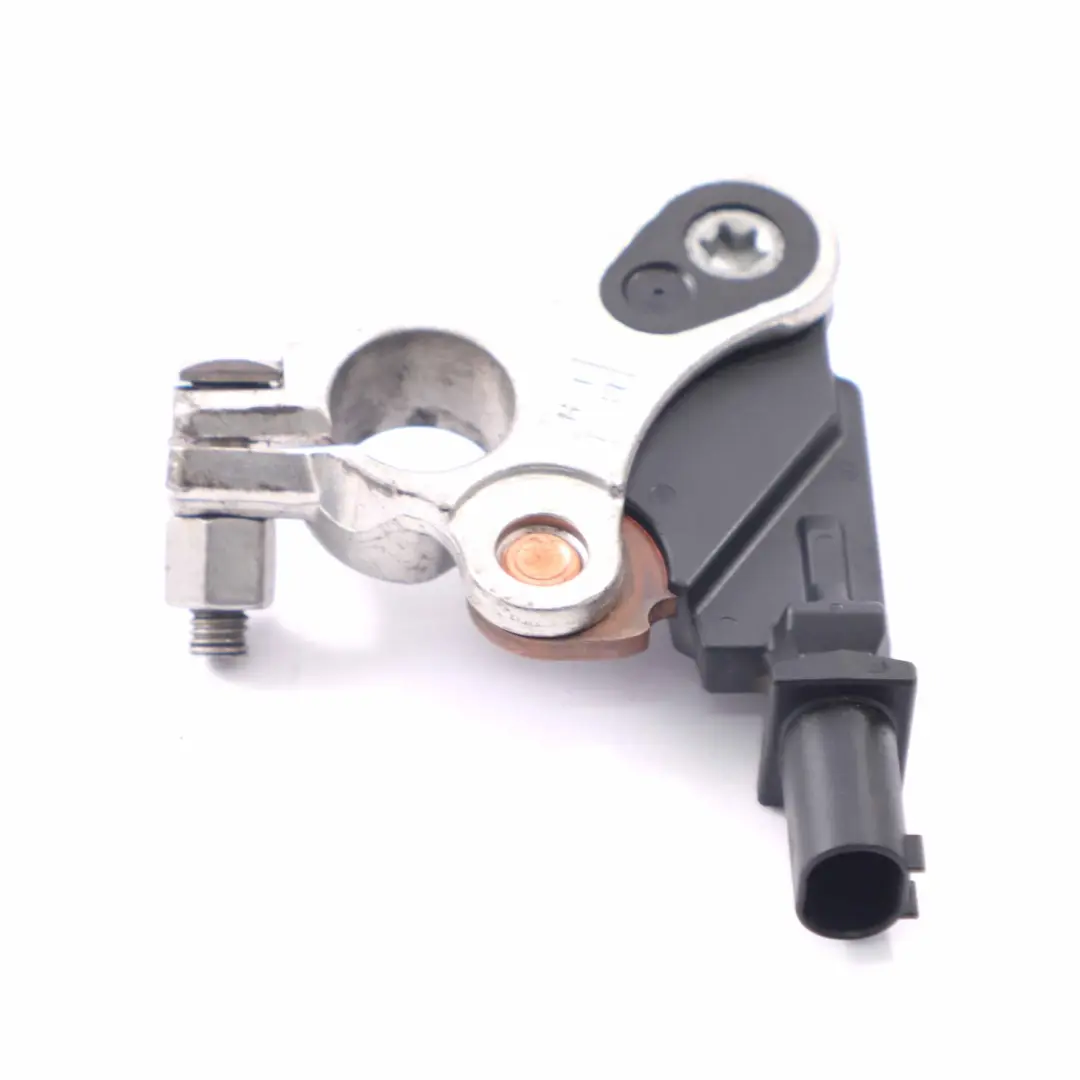 Klema Dodatnia Bezpiecznik 8J0915459 do Audi A4 B8 o numerze CC1T10C652AC Audi A4 B8 Klema Dodatnia Bezpiecznik 8J0915459 - SKU CC1T10C652AC - Numer Części CC1T10C652AC