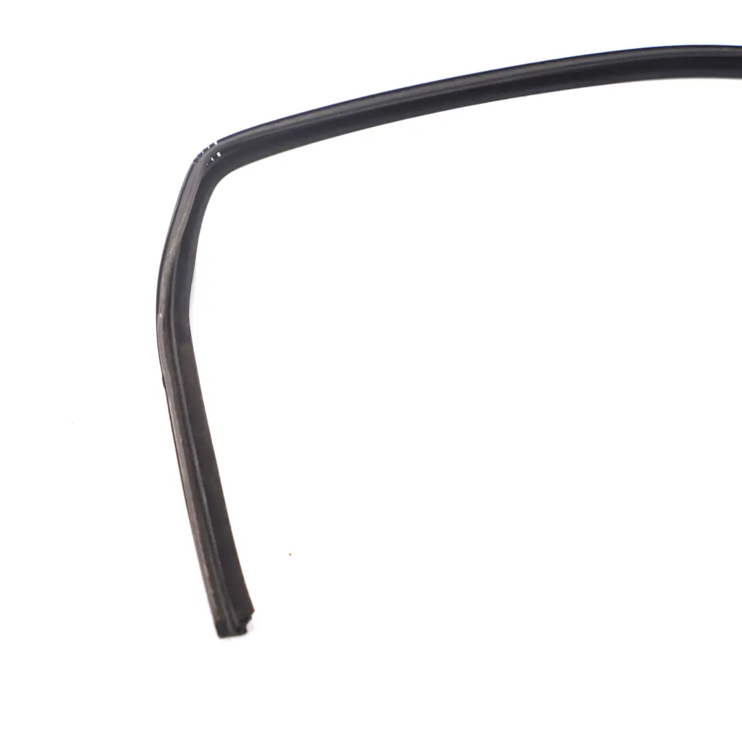 Land Rover Freelander 2 Fenster Dichtung Tür vorne links Führung - SKU CFE500270 - Teilenummer CFE500270