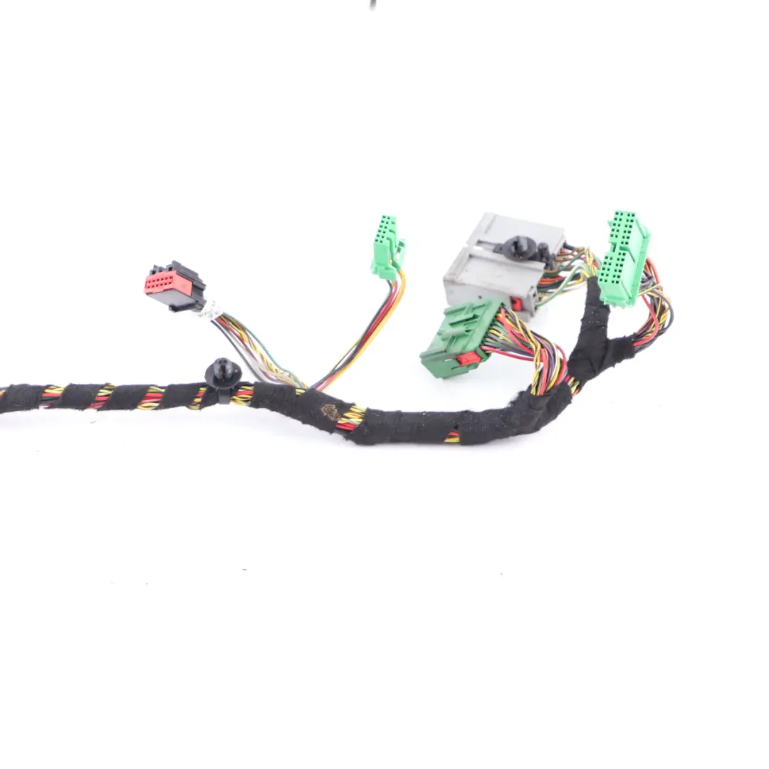 Centre Console Cable Land Rover Range Rover L320 Wiring Loom to with Part number CH32-14B079-DB Centre Console Cable Land Rover Range Rover L320 Wiring Loom - SKU CH32-14B079-DB - Part number CH32-14B079-DB