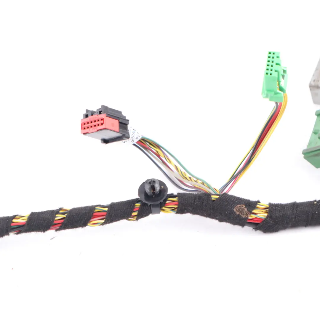Centre Console Cable Land Rover Range Rover L320 Wiring Loom to with Part number CH32-14B079-DB Centre Console Cable Land Rover Range Rover L320 Wiring Loom - SKU CH32-14B079-DB - Part number CH32-14B079-DB
