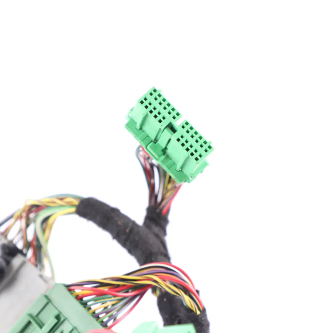 Centre Console Cable Land Rover Range Rover L320 Wiring Loom to with Part number CH32-14B079-DB Centre Console Cable Land Rover Range Rover L320 Wiring Loom - SKU CH32-14B079-DB - Part number CH32-14B079-DB