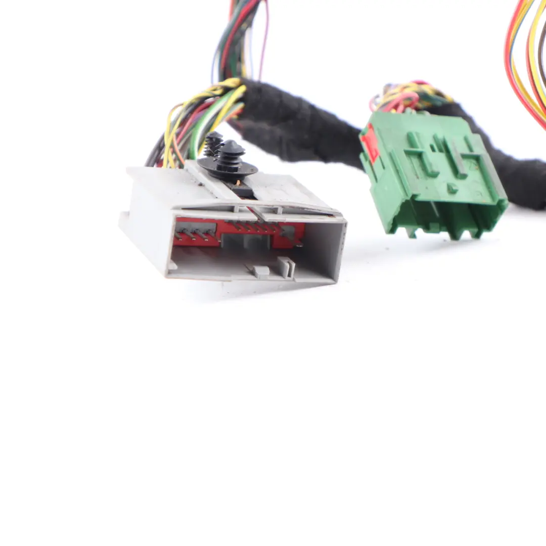 Centre Console Cable Land Rover Range Rover L320 Wiring Loom to with Part number CH32-14B079-DB Centre Console Cable Land Rover Range Rover L320 Wiring Loom - SKU CH32-14B079-DB - Part number CH32-14B079-DB