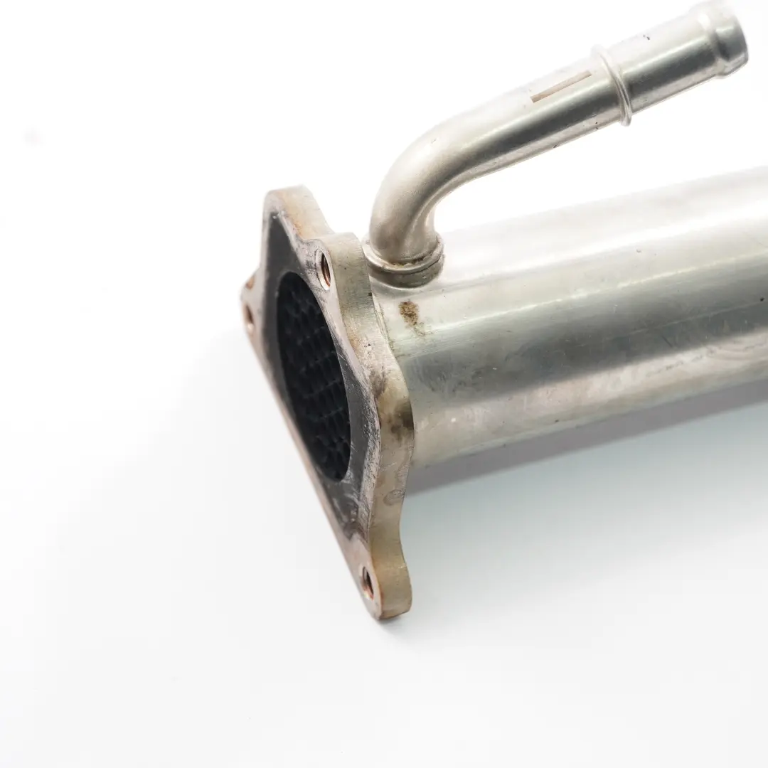 Raffreddatore EGR motore scarico per Ford Custom 2.2 TDCi con numero di parte CK3Q9F464AA Ford Custom 2.2 TDCi Raffreddatore EGR motore scarico - SKU CK3Q9F464AA - Numero di parte CK3Q9F464AA