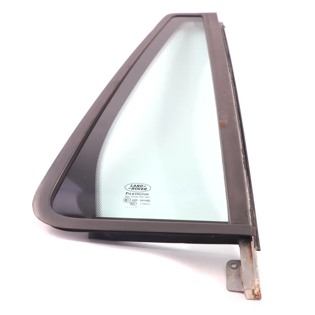 Cristal Puerta Trasera Derecha Cuarto AS2 para Land Rover Freelander 2 con número de pieza CVB500260 Land Rover Freelander 2 Cristal Puerta Trasera Derecha Cuarto AS2 - SKU CVB500260 - Número de pieza CVB500260