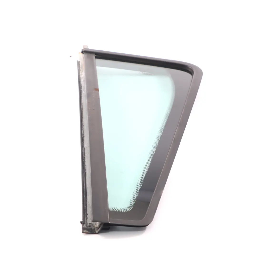 Cristal Puerta Trasera Derecha Cuarto AS2 para Land Rover Freelander 2 con número de pieza CVB500260 Land Rover Freelander 2 Cristal Puerta Trasera Derecha Cuarto AS2 - SKU CVB500260 - Número de pieza CVB500260