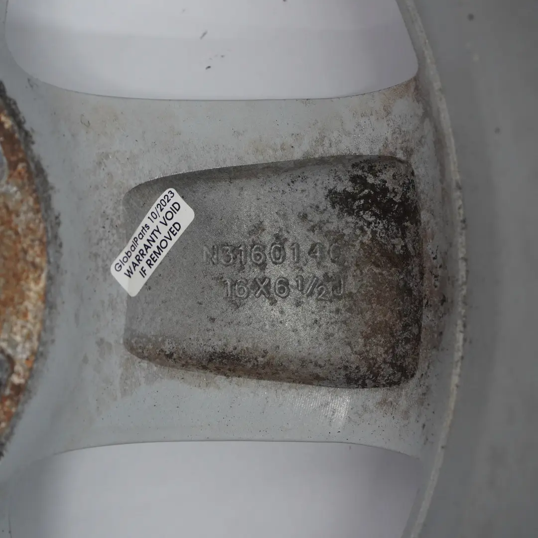 Silberne Leicht metall felge 16" ET:40 6,5J für Nissan Qashqai J10 mit Teilenummer D0300JD01B Nissan Qashqai J10 Silberne Leicht metall felge 16" ET:40 6,5J - SKU D0300JD01B-1 - Teilenummer D0300JD01B