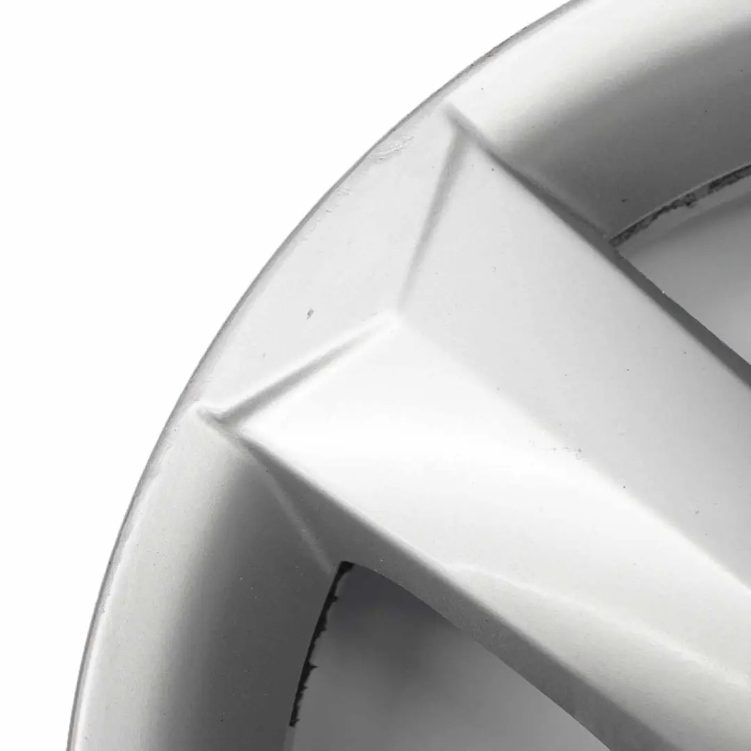 Felga Aluminiowa Srebrna 16" ET:40 6,5J do Nissan Qashqai J10 o numerze D0300JD01B Nissan Qashqai J10 Felga Aluminiowa Srebrna 16" ET:40 6,5J - SKU D0300JD01B-2 - Numer Części D0300JD01B