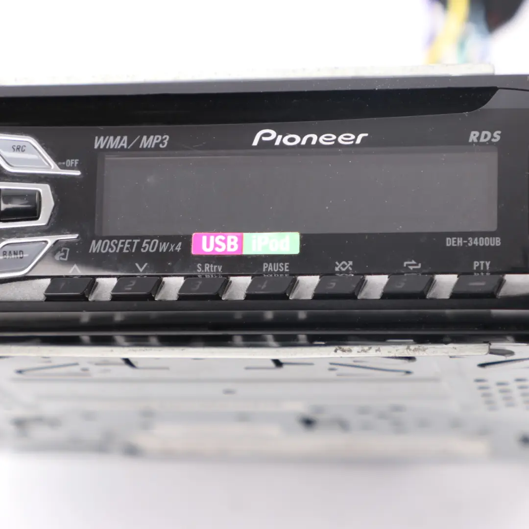 Radio Player Pionieer CD USB ipod mp3 Player Unit 50W x4 to with Part number DEH-3400UB Radio Player Pionieer CD USB ipod mp3 Player Unit 50W x4 - SKU DEH-3400UB - Part number DEH-3400UB