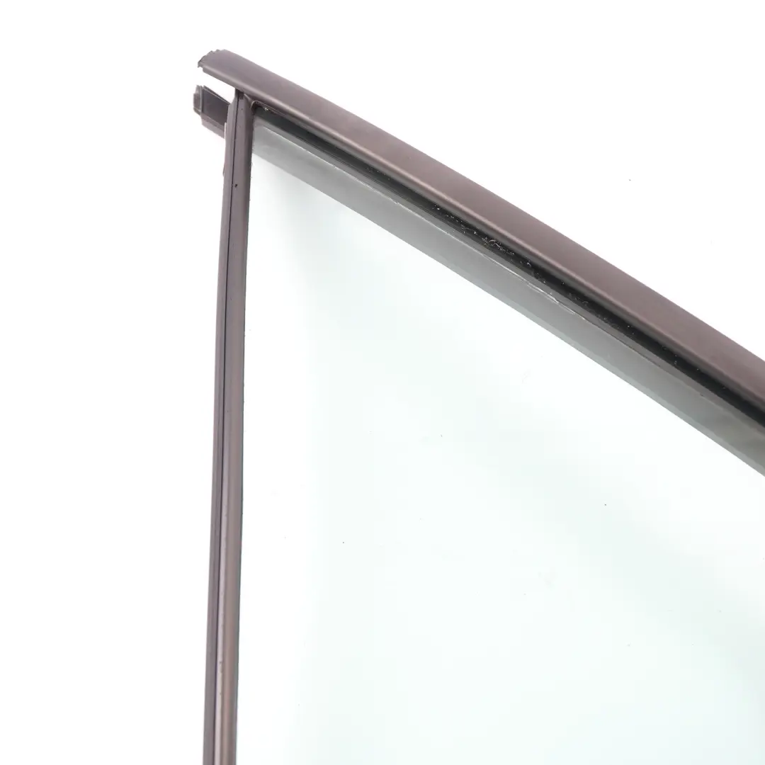 Fenêtre Porte Avant Quart de Vitre Droite AS2 pour Ford Transit Connect à propos du numéro de pièce DT11V21418A Ford Transit Connect Fenêtre Porte Avant Quart de Vitre Droite AS2 - SKU DT11V21418A - Numéro de pièce DT11V21418A